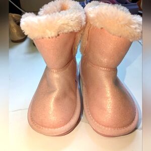 Girls fashion boots.